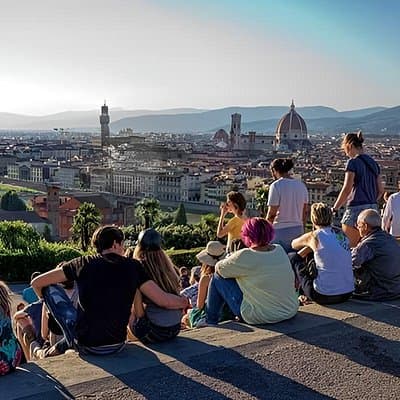 Tour in golf cart Piazzale Michelangelo and hills of florence