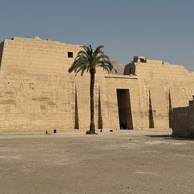 Private Tour: Medinet Habu,Valley of the Queens & Deir el-Medina