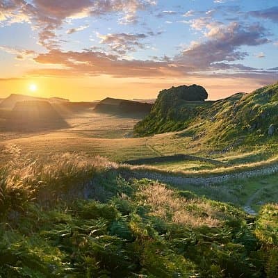 Rosslyn Chapel and Hadrian's Wall Small Group Tour from Edinburgh