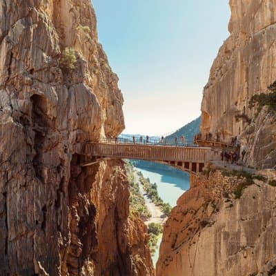 Málaga: Caminito del Rey Guided Day Trip with Bus Transport