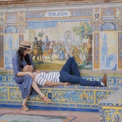 Make Seville unforgettable: Private Photoshoot at Plaza de España