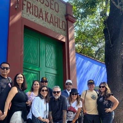3-in-1 Tour: Frida Kahlo Museum, Coyoacan and Xochimilco Small Group