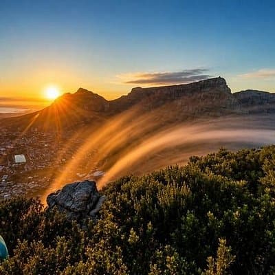 Cape Town: Lion's Head Hike Sunrise coffee/tea or Sunset