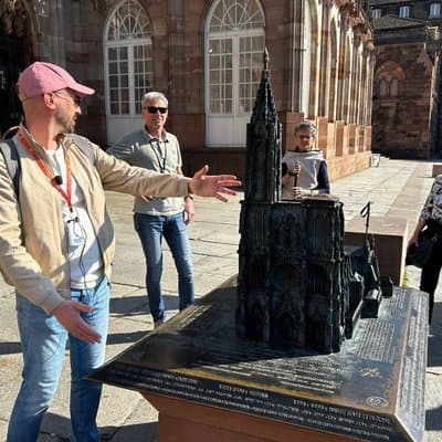 Strasbourg: small group walking tour between history and curiosities