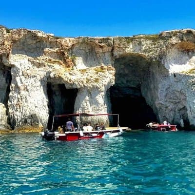Syracuse Boat tour of the island of Ortigia and sea caves