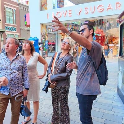 Small Group Vegas Strip Walking Tour with Free Drink