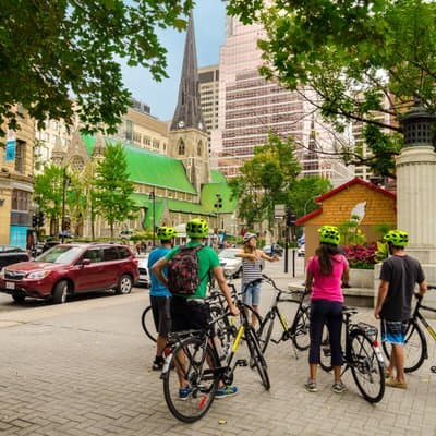 Bike/E-bike Tour: Montreal’s hidden treasures with beer or wine