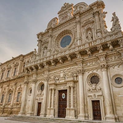 Tour of Lecce with a visit to the basement of the ancient synagogue