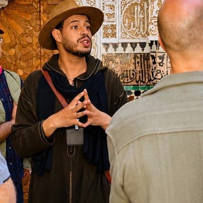 Marrakech Medina Tour: Bahia Palace, Saadian Tombs & Souks