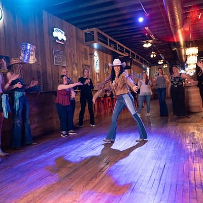 Line Dancing on Broadway + Beginners Level+ Souvenir Video