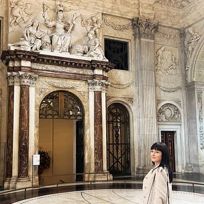 Amsterdam Royal Palace Tour with Private Local Guide