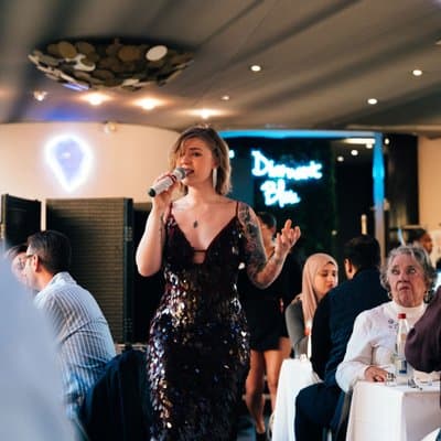 Paris Gourmet Dinner Seine River Cruise with Singer and DJ Set