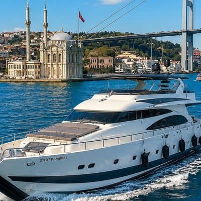 Istanbul Luxury Bosphorus Yacht Cruise with Asian Side Stop