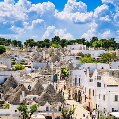 Ostuni, Alberobello and Polignano a Mare. Departing from Lecce