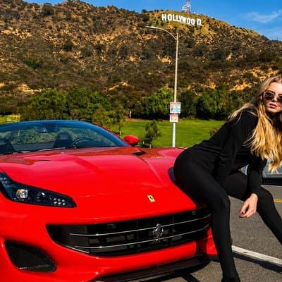 30-Minute Luxury Driving Tour: Explore Hollywood in a Ferrari