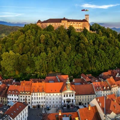 Guided Walk and Funicular Ride to Ljubljana Castle