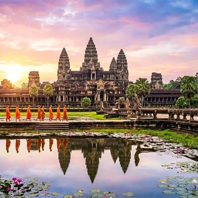 Angkor Wat Sunrise Private Tour with Guide from Siem Reap