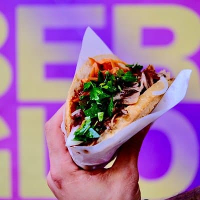 Berlin: Mitte District Food Tour with 7 Authentic Local Tastings