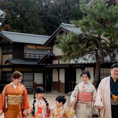 Kanazawa: Family-Friendly Kimono & Yukata Experience at WARGO