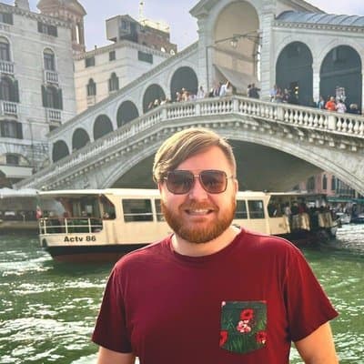 Venice in a Day: St Mark's Basilica, Doge's Palace & Gondola Ride