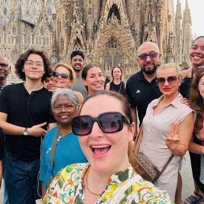 Barcelona in 3h: Sagrada, Batlló, Pedrera & Gothic Quarter walk