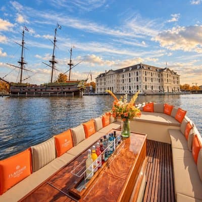 Crucero de lujo por los canales de Ámsterdam + Opción de bebidas y aperitivos ilimitados