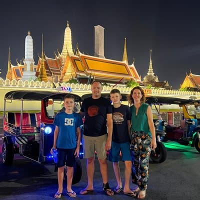 Bangkok Tuk-Tuk Tour by Night with Chinatown Street Food Meal