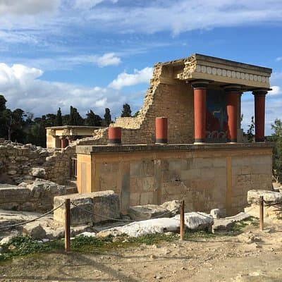 Labyrinth of Knossos Skip-the-Line Ticket with Tour Guide
