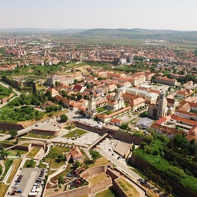 Private Walking Tour of Alba Iulia Citadel with Wine Tasting