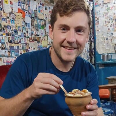 Varanasi Street Food Crawl (2 Hours Guided Food Tasting Tour)