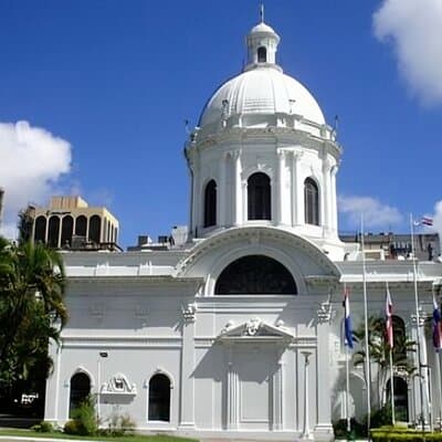 Asuncion Highlights Walking Tour with a Guide
