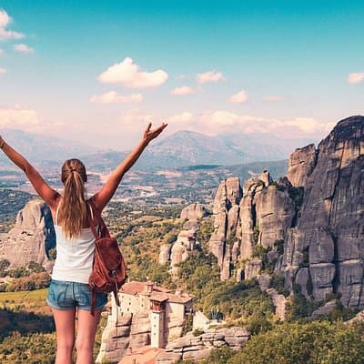 Meteora: Morning Half Day Sightseeing and Monasteries Tour