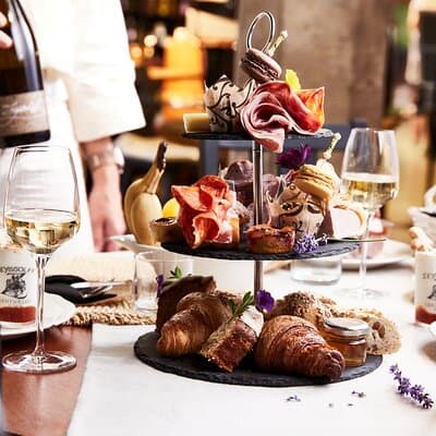 Immersive cellar tour - tasting and Alsatian brunch