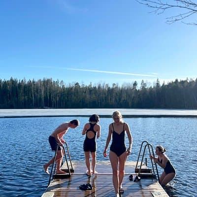 National Park Hike & Finnish Smoke Sauna Experience with Campfire Lunch