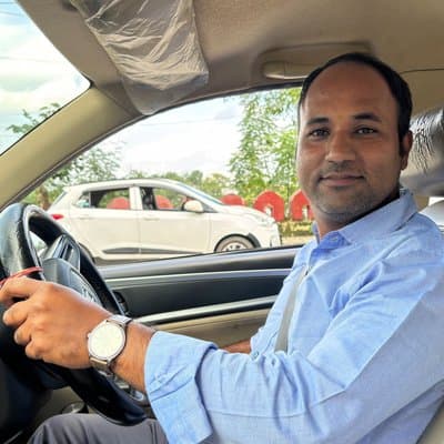Udaipur Sightseeing Tour with Jagmandir Boat ride and City Palace